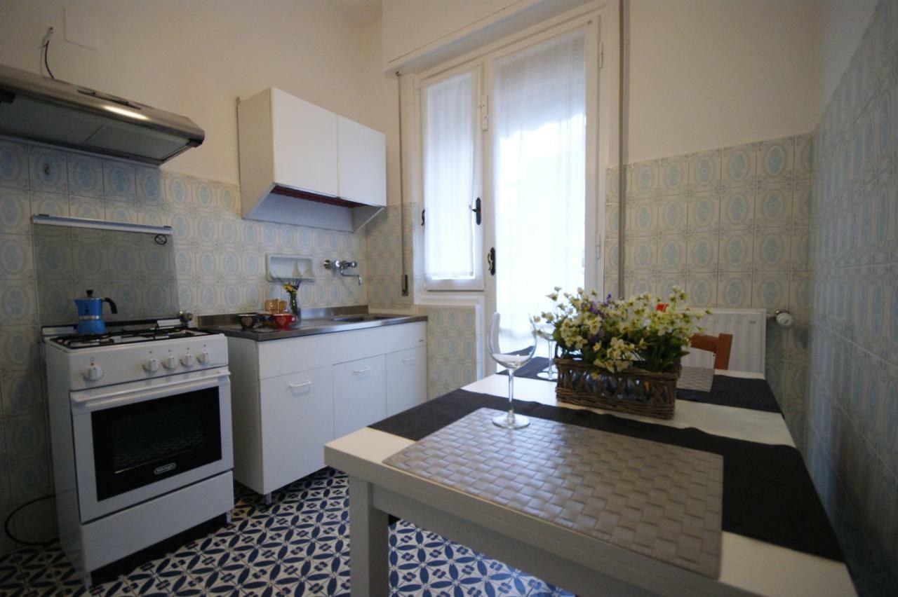 Casa Gli Scogli Apartment Chiavari Bagian luar foto